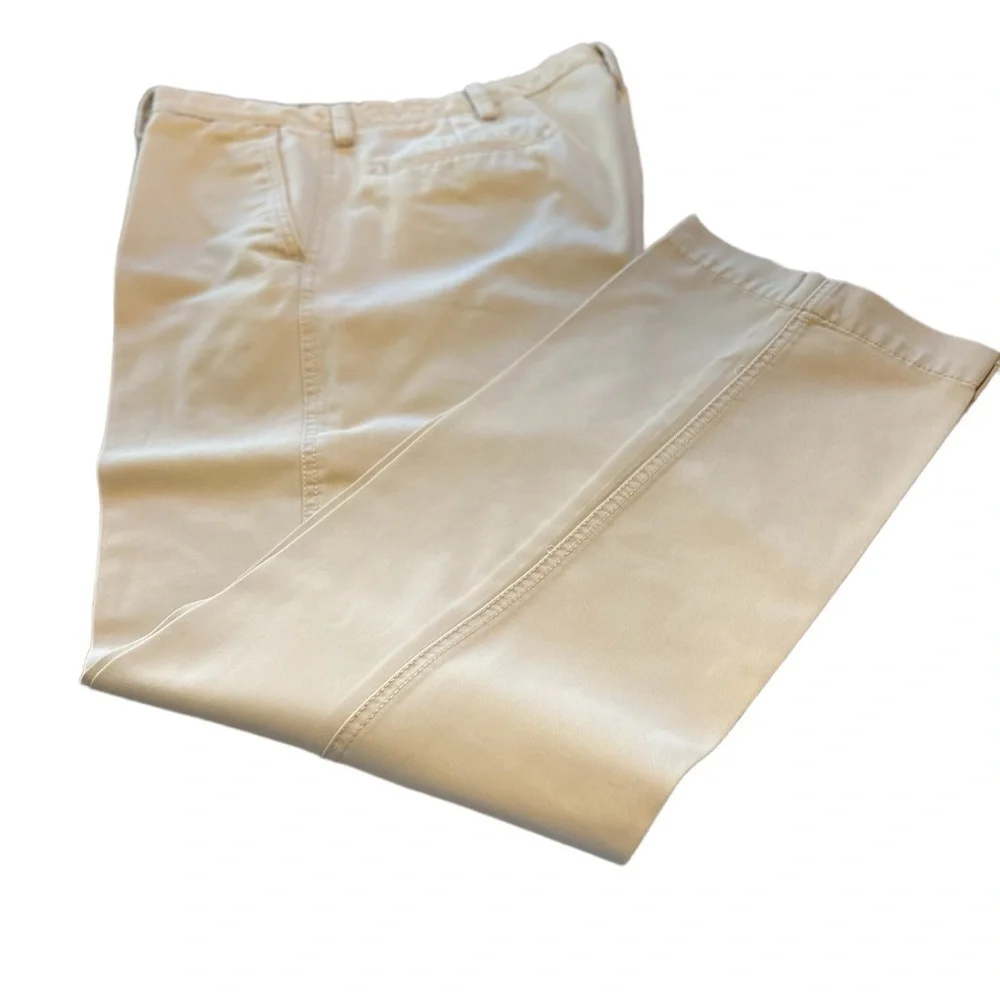 𝅺live comfortable Khaki Slacks
